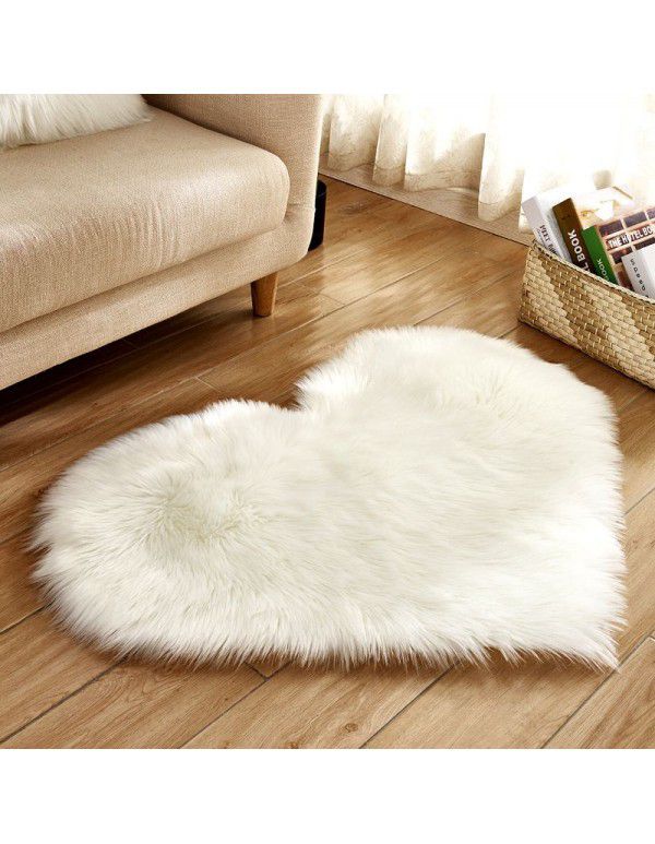 Cross border popular home textile decoration multi functional Plush heart-shaped carpet anti slip floor mat lovely girl style 