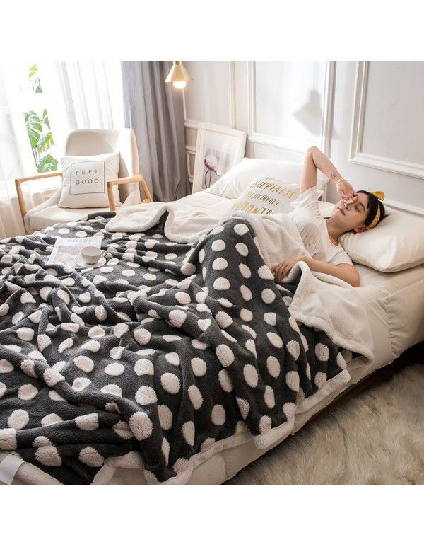Autumn and winter blanket double layer comfortable cotton cover blanket single thickened warm lamb cashmere office lunch break blanket