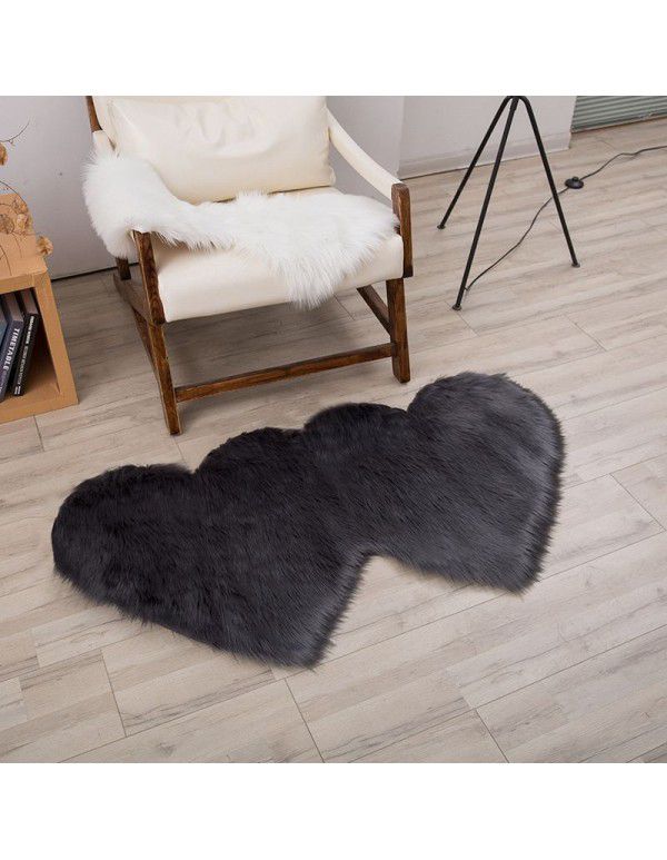 Factory direct sales double heart-shaped imitation wool carpet living room bedside bedroom sofa coffee table carpet mat thickening custom