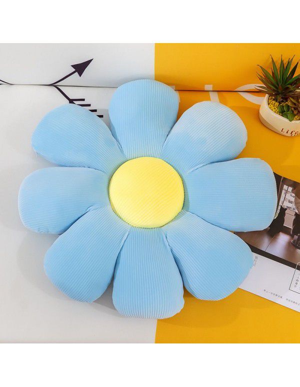 Lovely little daisy flower cushion flower plush pillow seat cushion Plush nap pillow back pillow