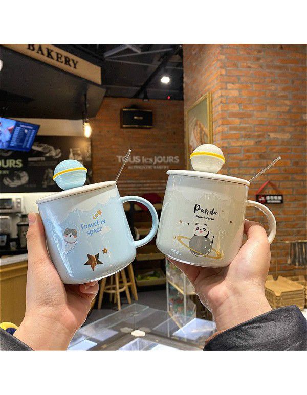 Cartoon mug with spoon planet cup lovely boys and girls coffee cup family breakfast cup ceramic water cup